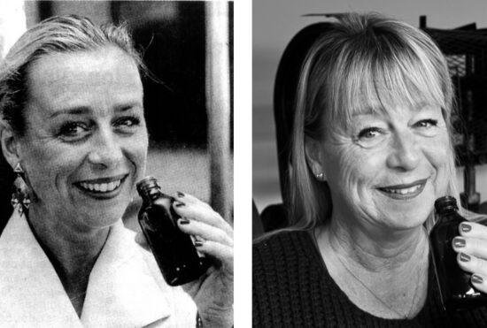 Esther guide et vendeuse chez Galimard dans les Usines-Musées à Grasse